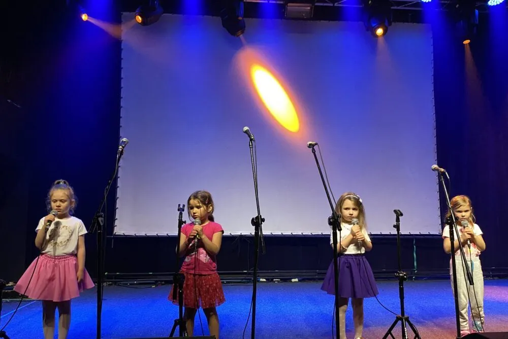 Dzieci na scenie 3
